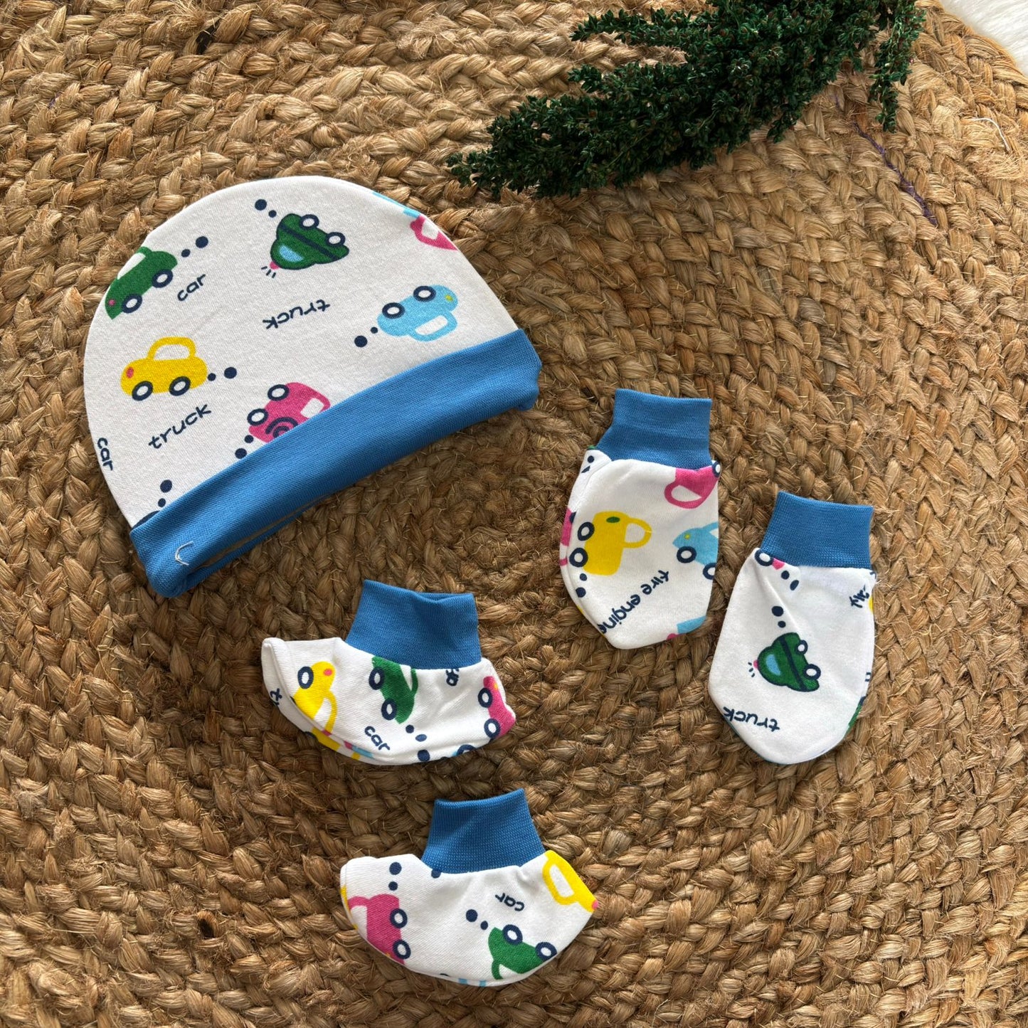 Cap Mitten and Booties Set MN01