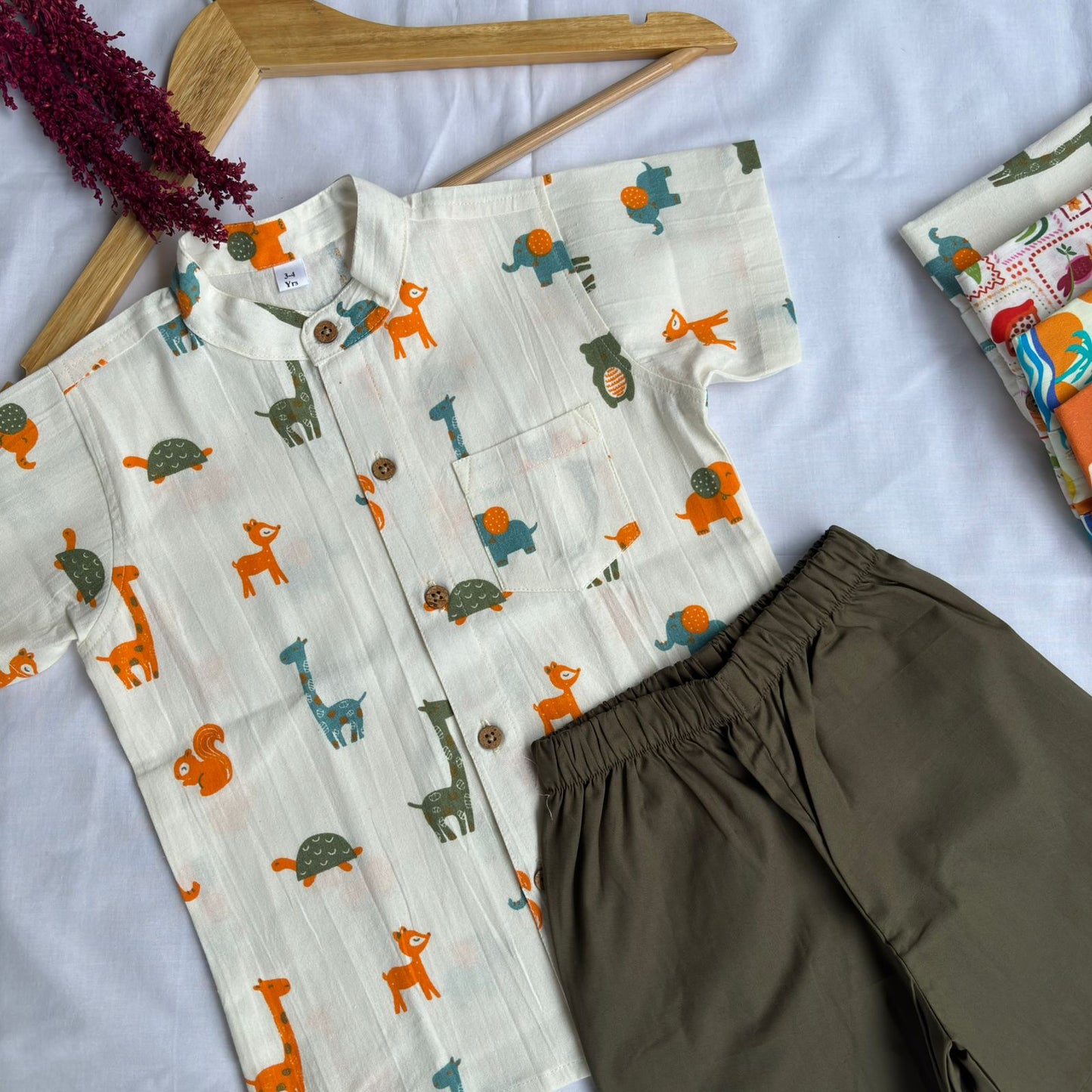 Boys Cotton Shirt And Shorts set Giraffe π¦