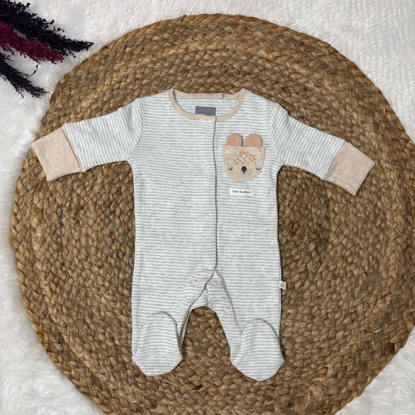 Branded baby sleepsuits SL01