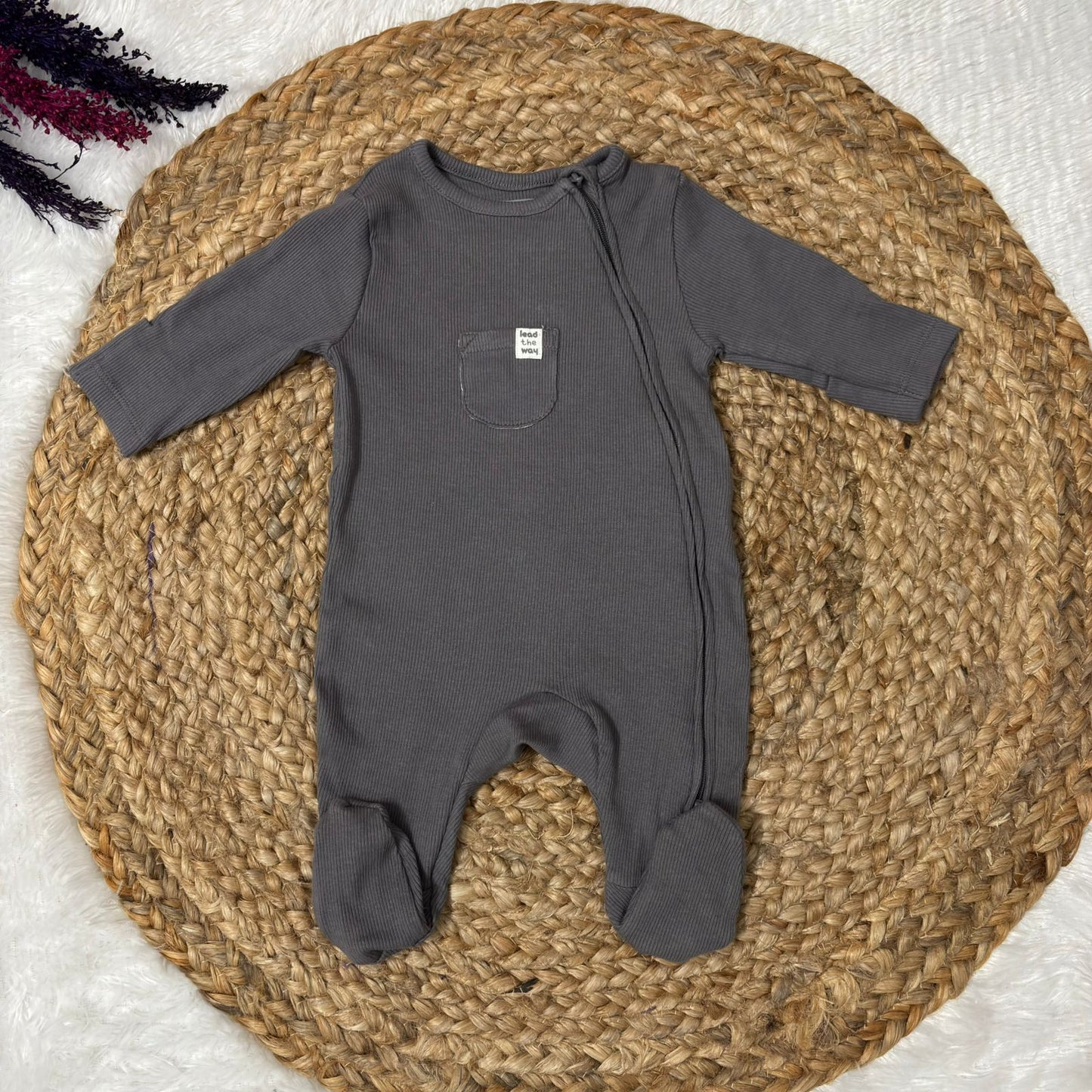 Branded baby sleepsuits SL01
