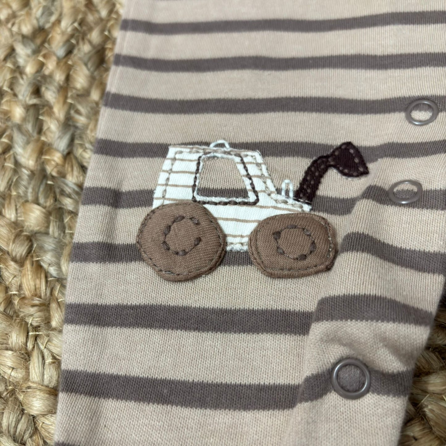 Branded baby sleepsuits SL01