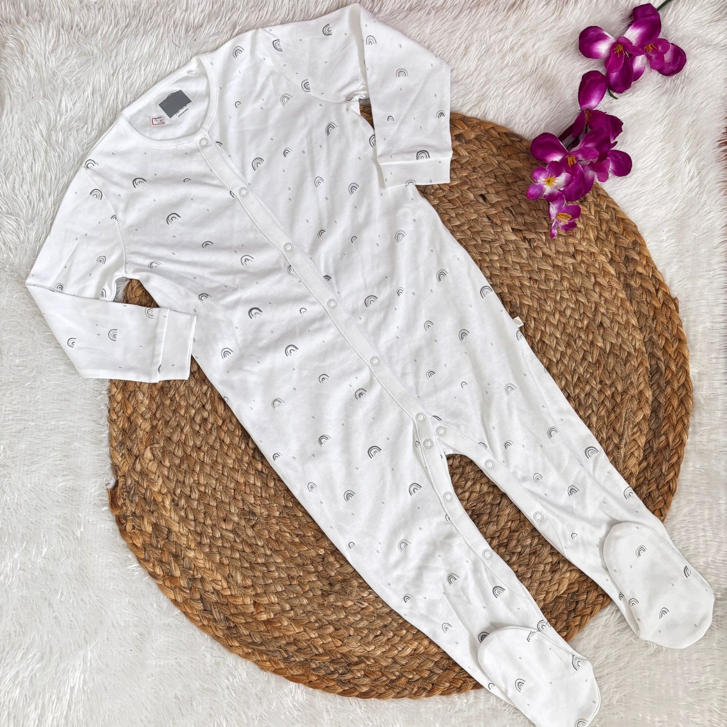 Branded baby sleepsuits SL01