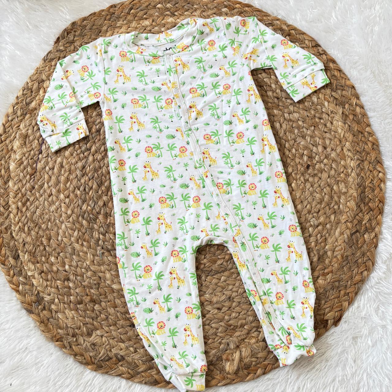 Branded baby sleepsuits SL01