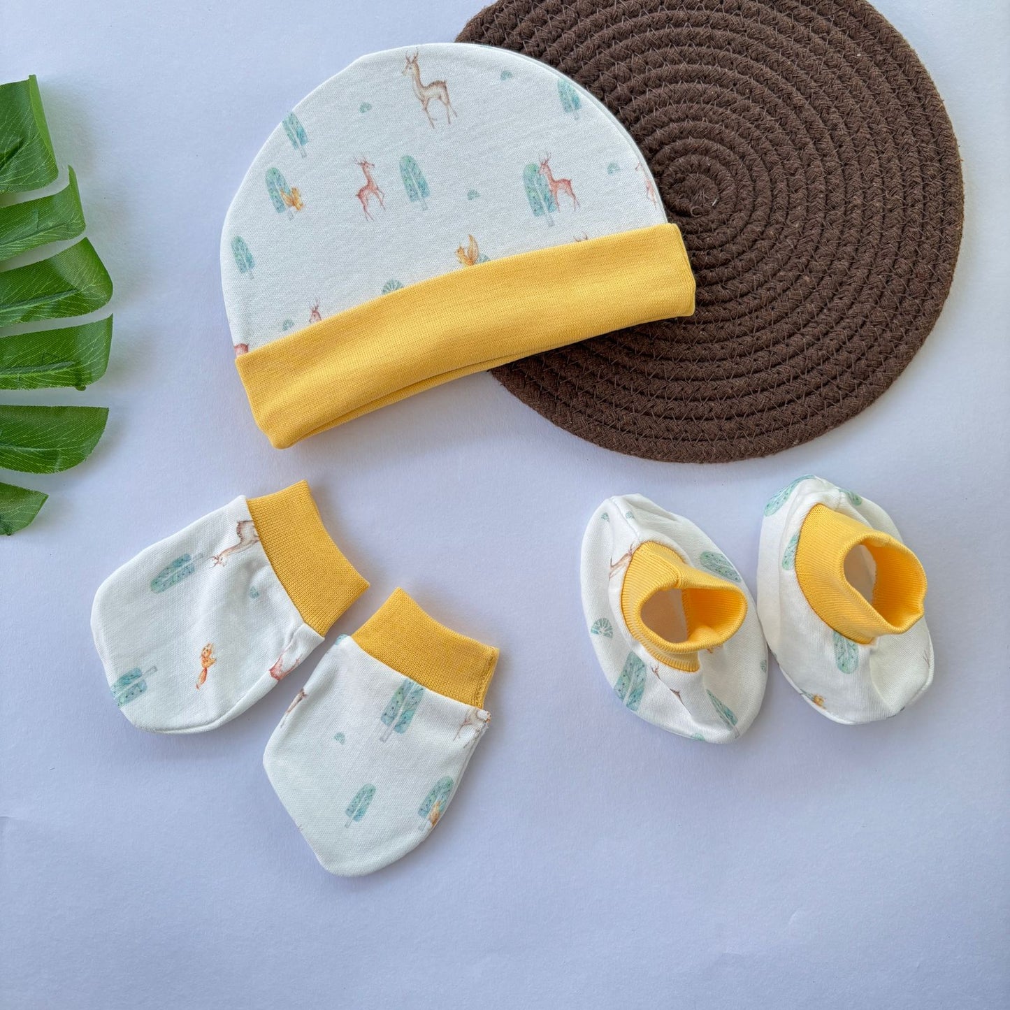 Cap Mitten and Booties Set MN01