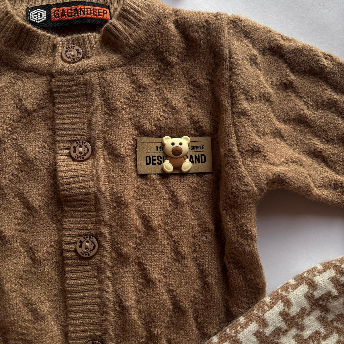 Woollen Sweater Set MN01
