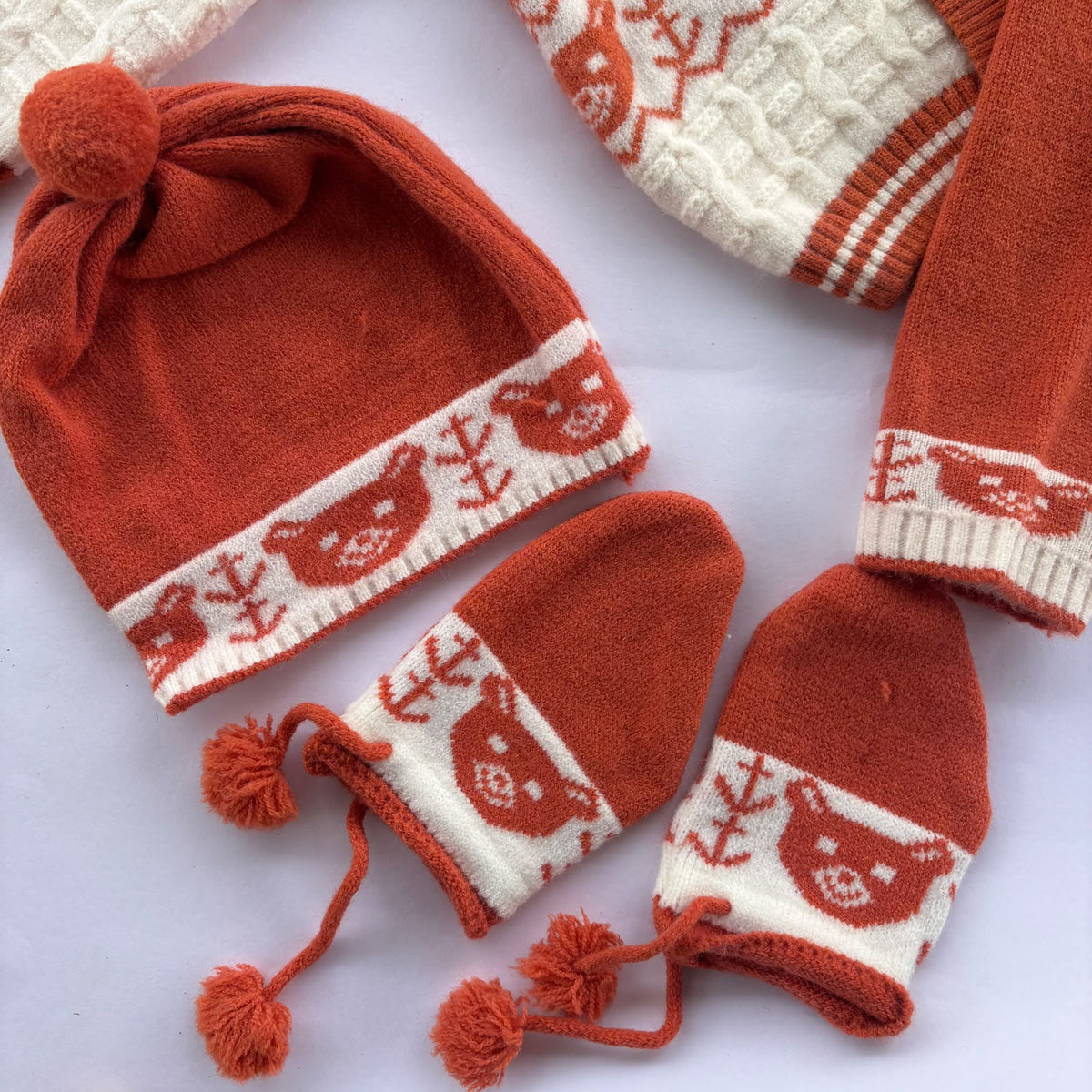Woollen Sweater Set MN01