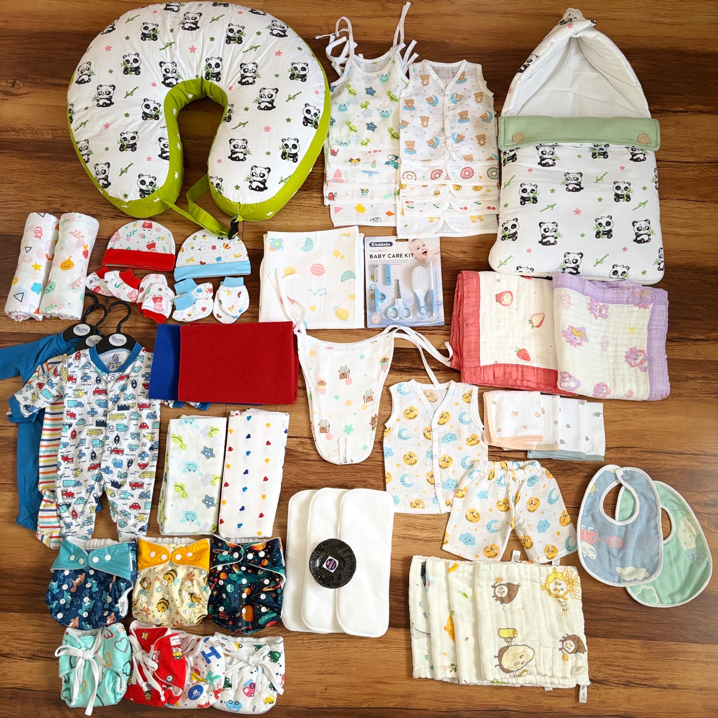 Newborn / Hospital Kit with 72 items MN01