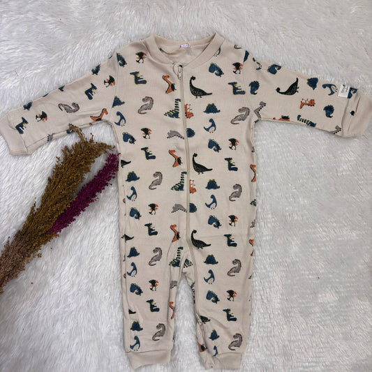 Branded baby sleepsuits (12 to 18 months)SL01