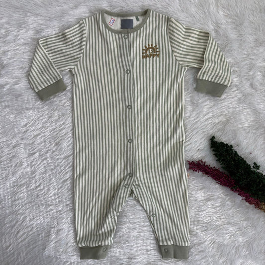Branded baby sleepsuits (18 to 24 months)SL01