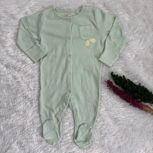 Branded baby sleepsuits (3 to 6 months)SL01