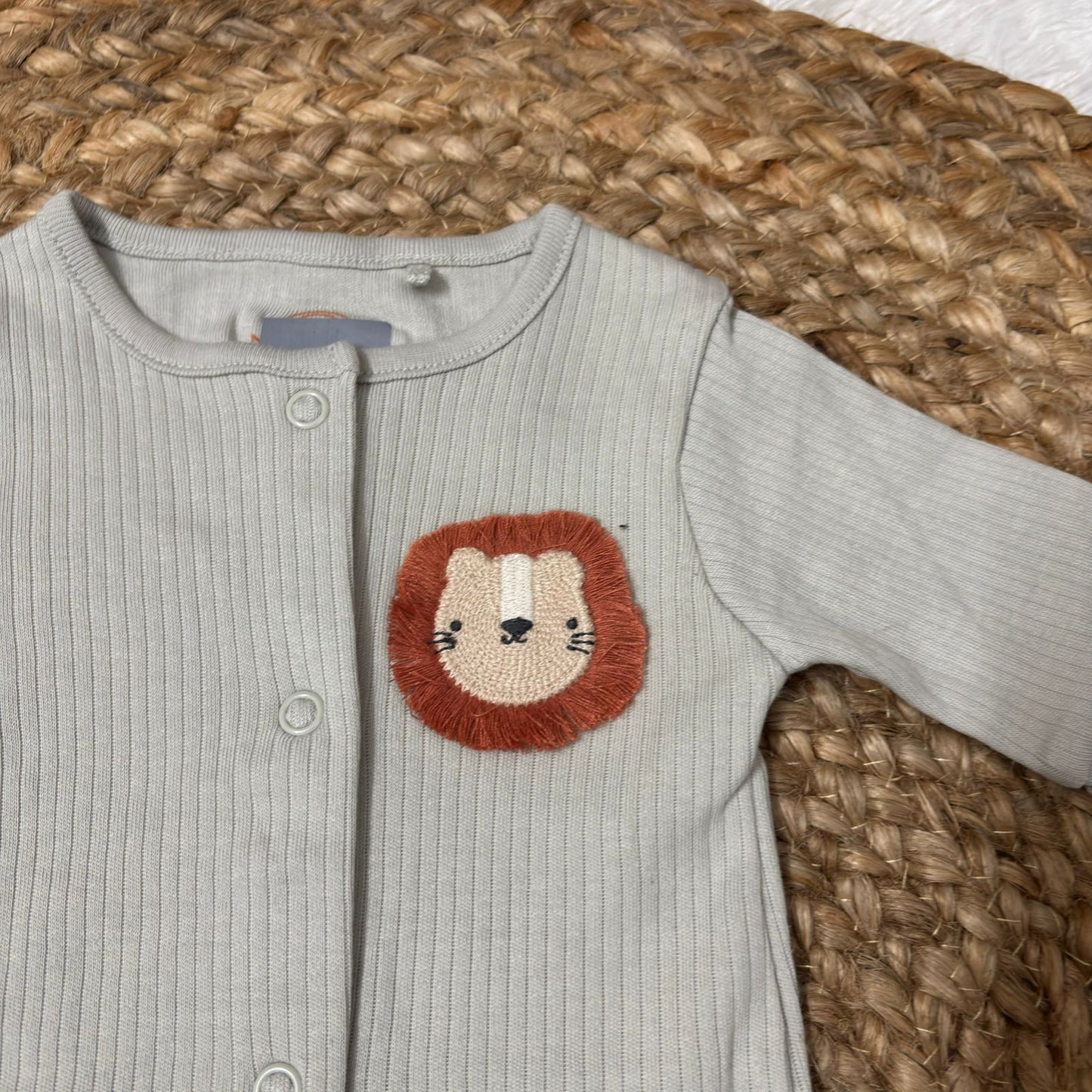 Branded baby sleepsuits SL01