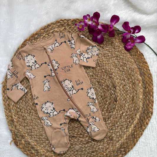 Branded baby sleepsuits SL01