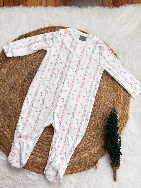 Branded baby sleepsuits SL01