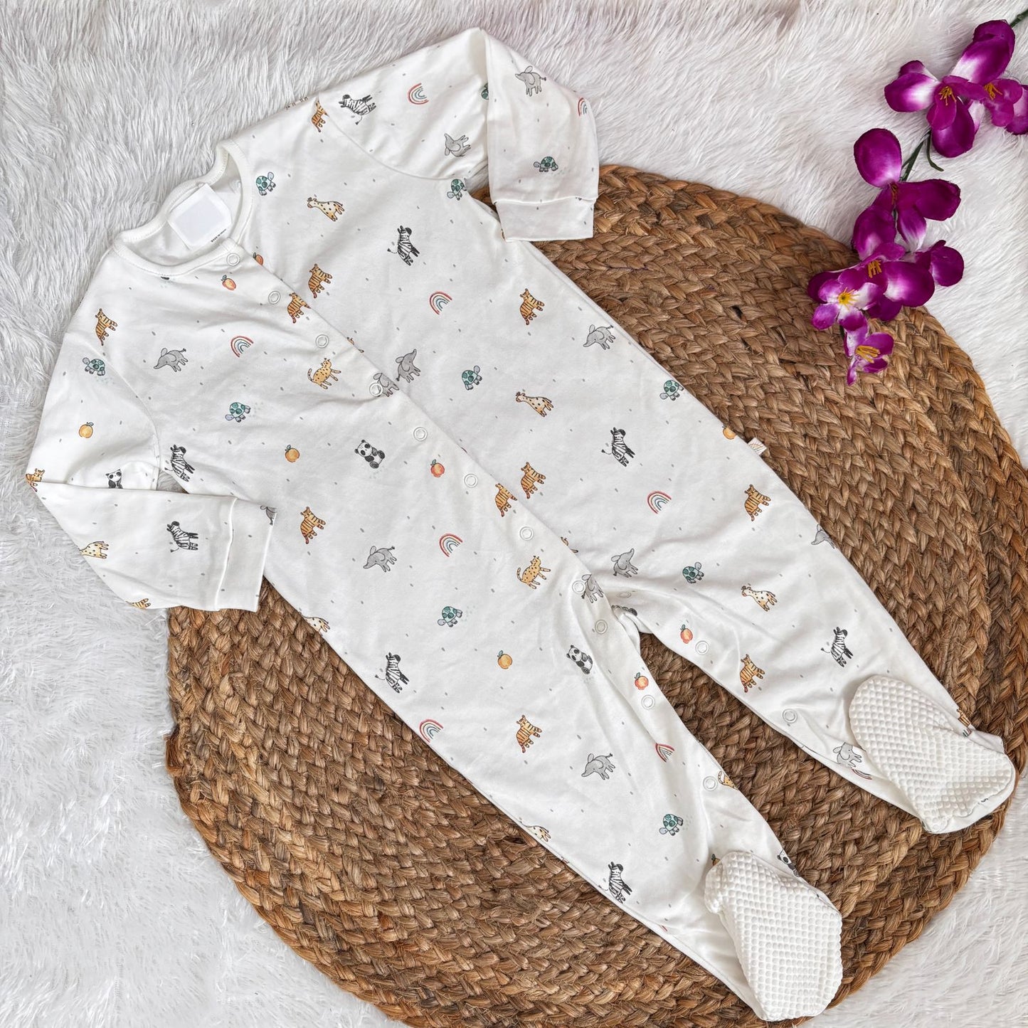 Branded baby sleepsuits SL01