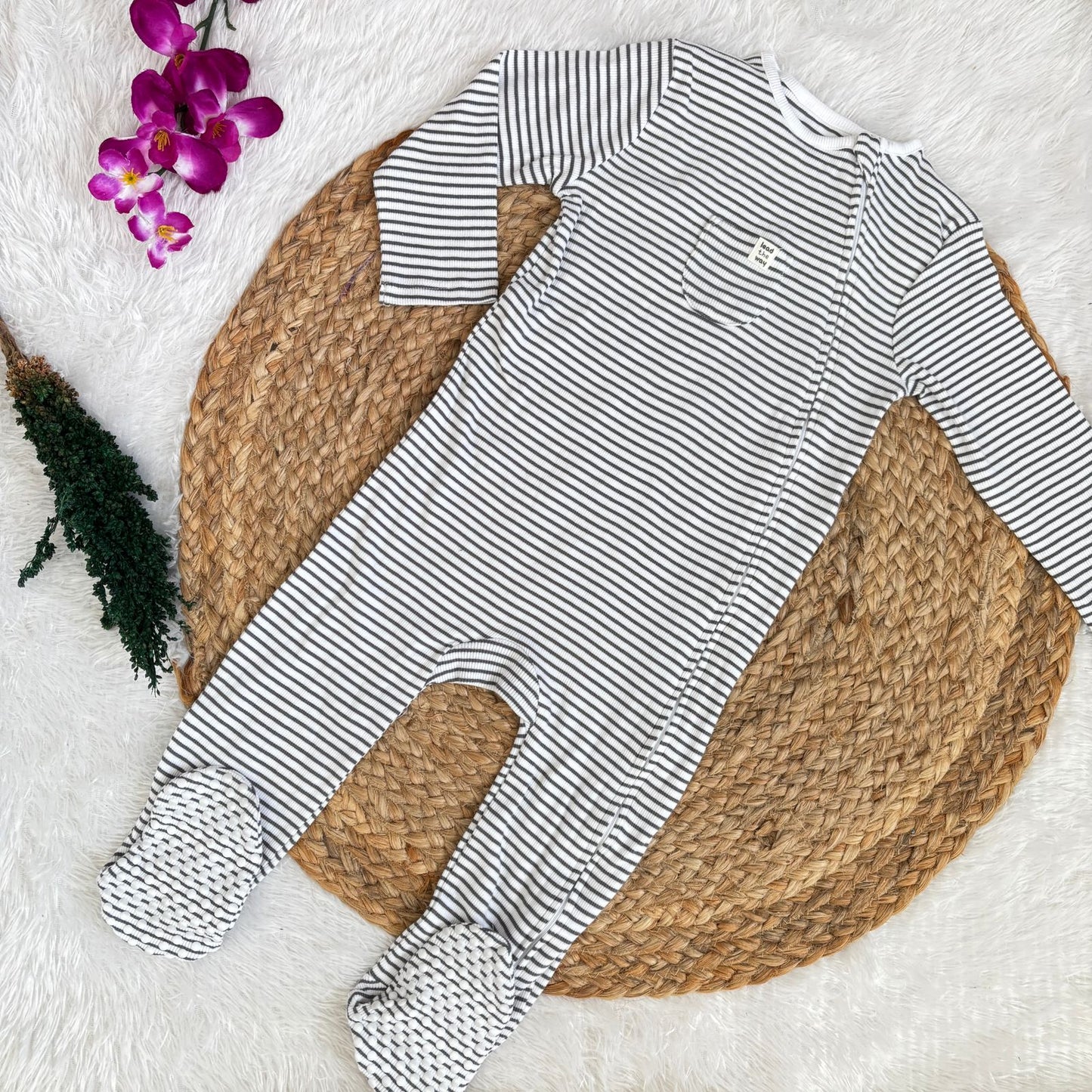 Branded baby sleepsuits SL01