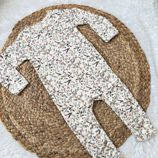 Branded baby sleepsuits SL01