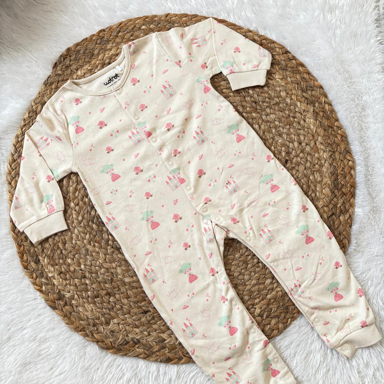 Branded baby sleepsuits SL01