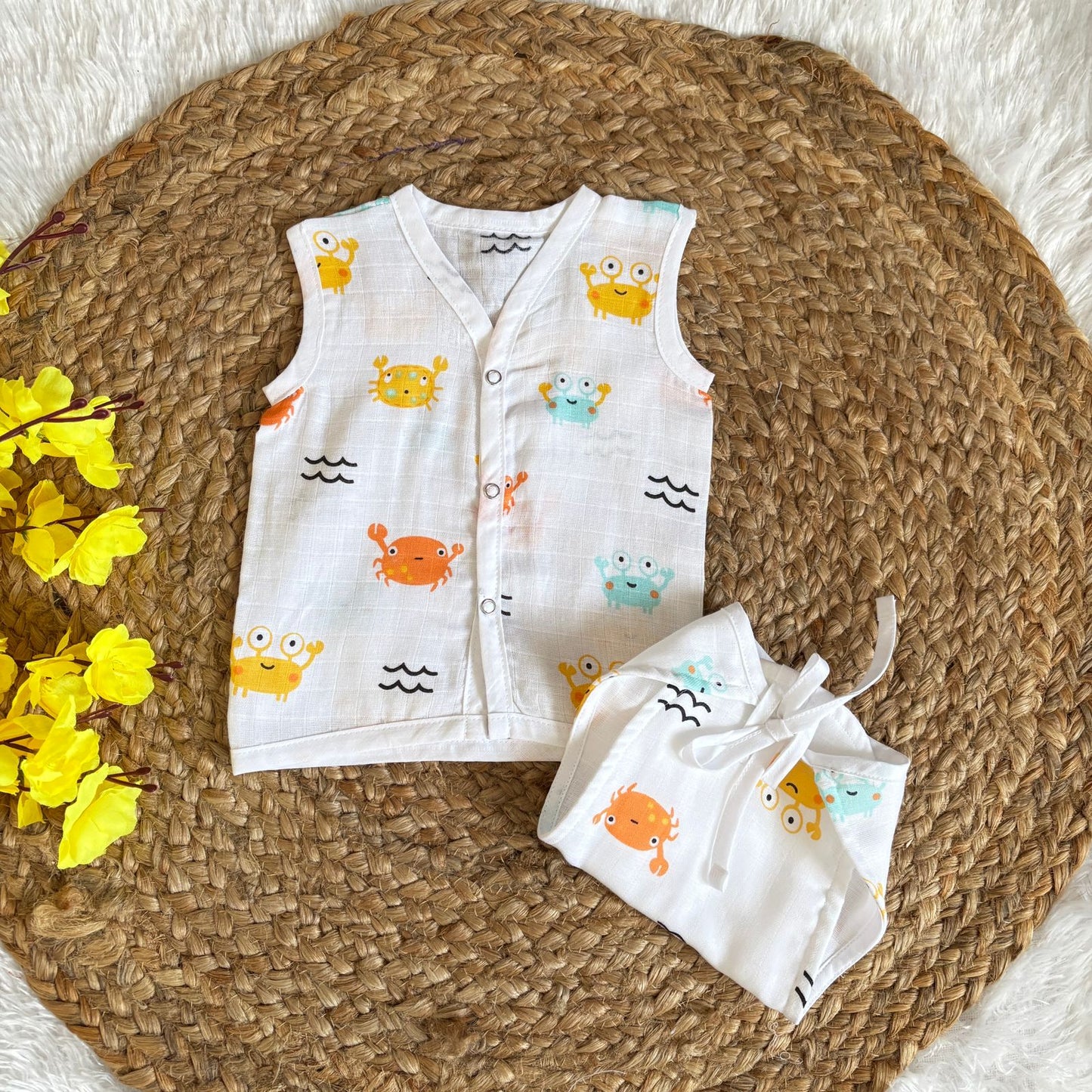 Muslin Button jablas and Nappy set 5 pcs pack