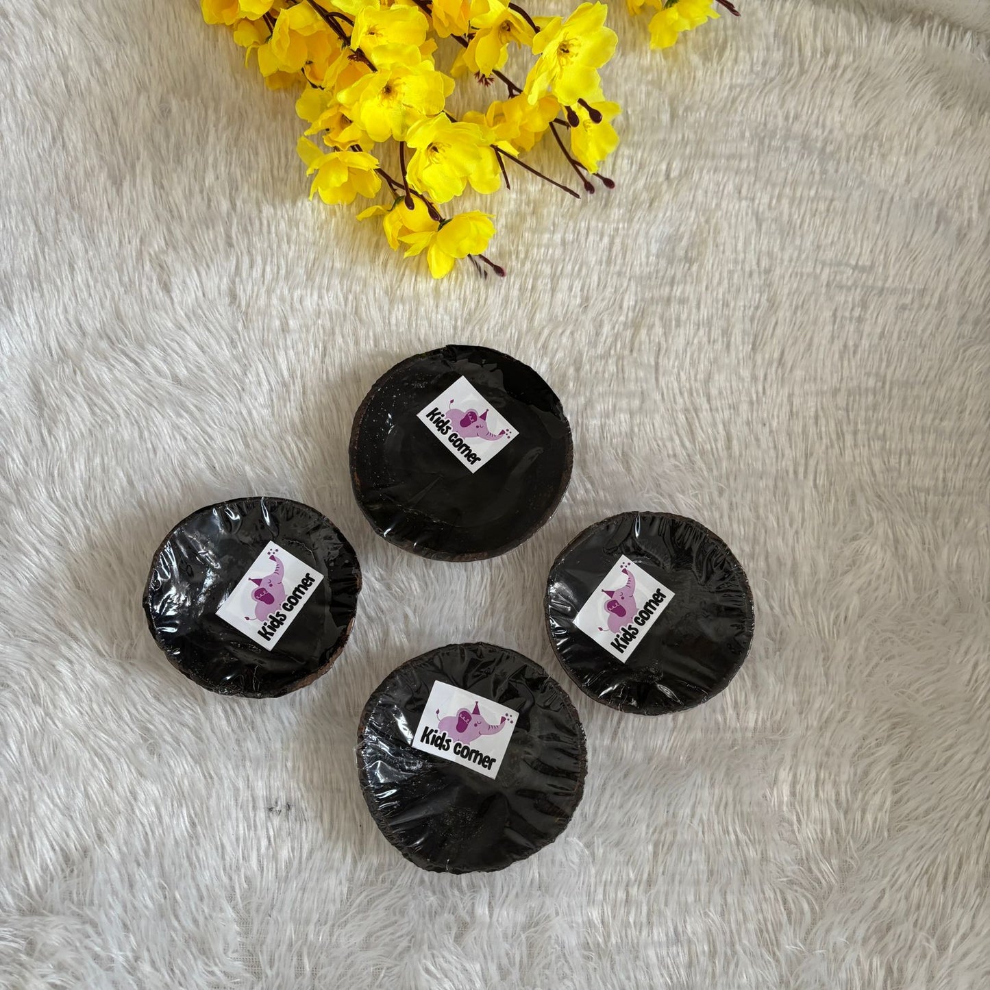 Vengai Pottu  ( Black Bindi For Babies )