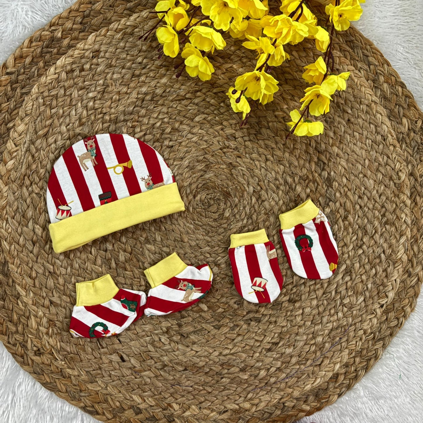 Cap Mitten and Booties Set MN01