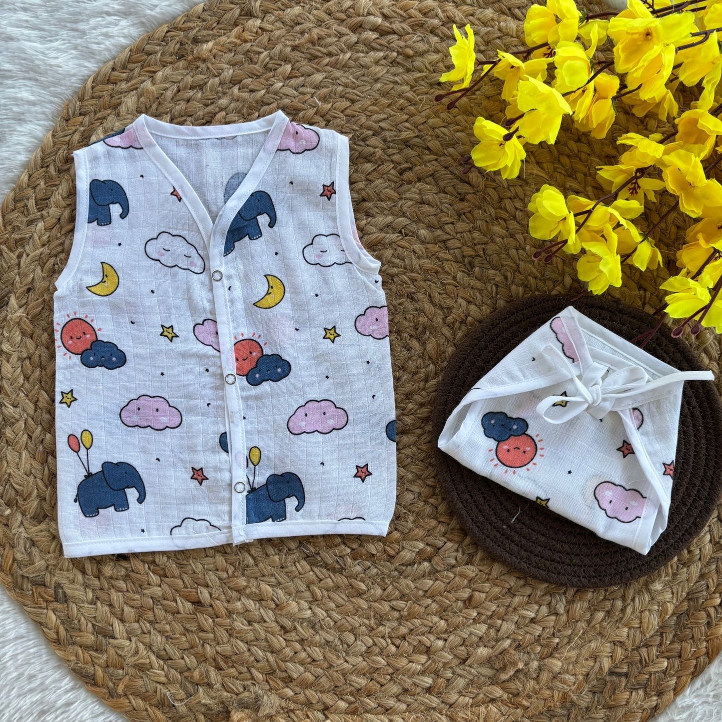 Muslin Button jablas and Nappy set 5 pcs pack