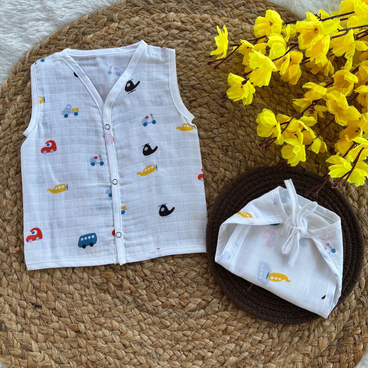 Muslin Button jablas and Nappy set 5 pcs pack