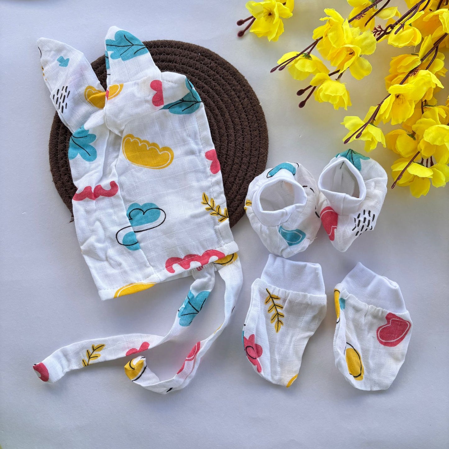Muslin Cap Mitten and Booties Set MN01
