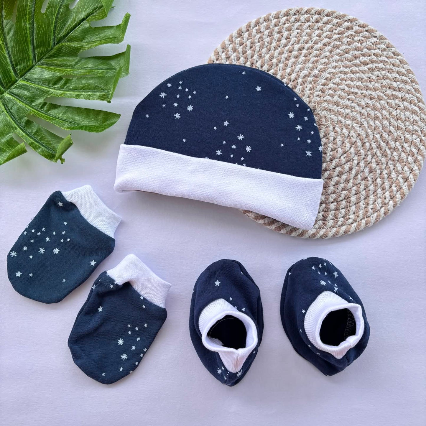 Cap Mitten and Booties Set MN01