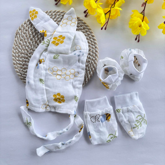 Muslin Cap Mitten and Booties Set MN01