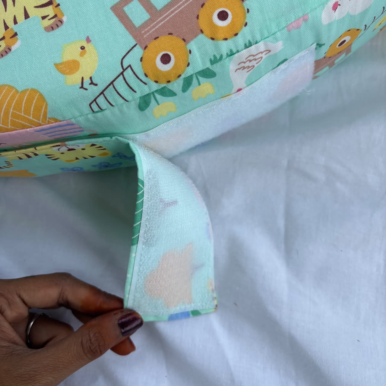 Baby Feeding Pillow MN01