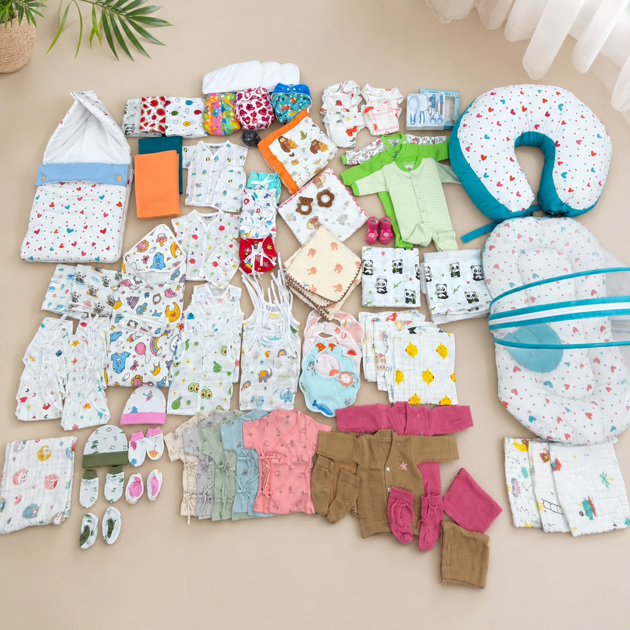 Newborn / Hospital Kit With 100 Items  MN01