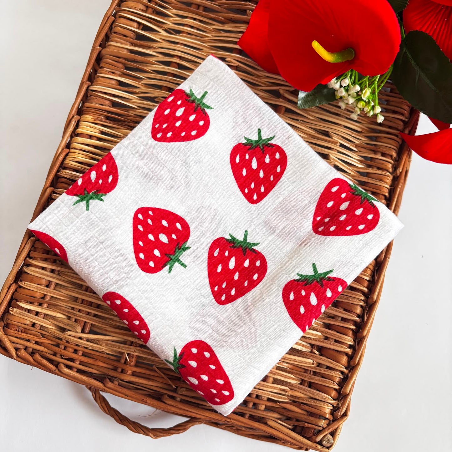 Premium Muslin Swaddle Size 100 * 100 cm MN01