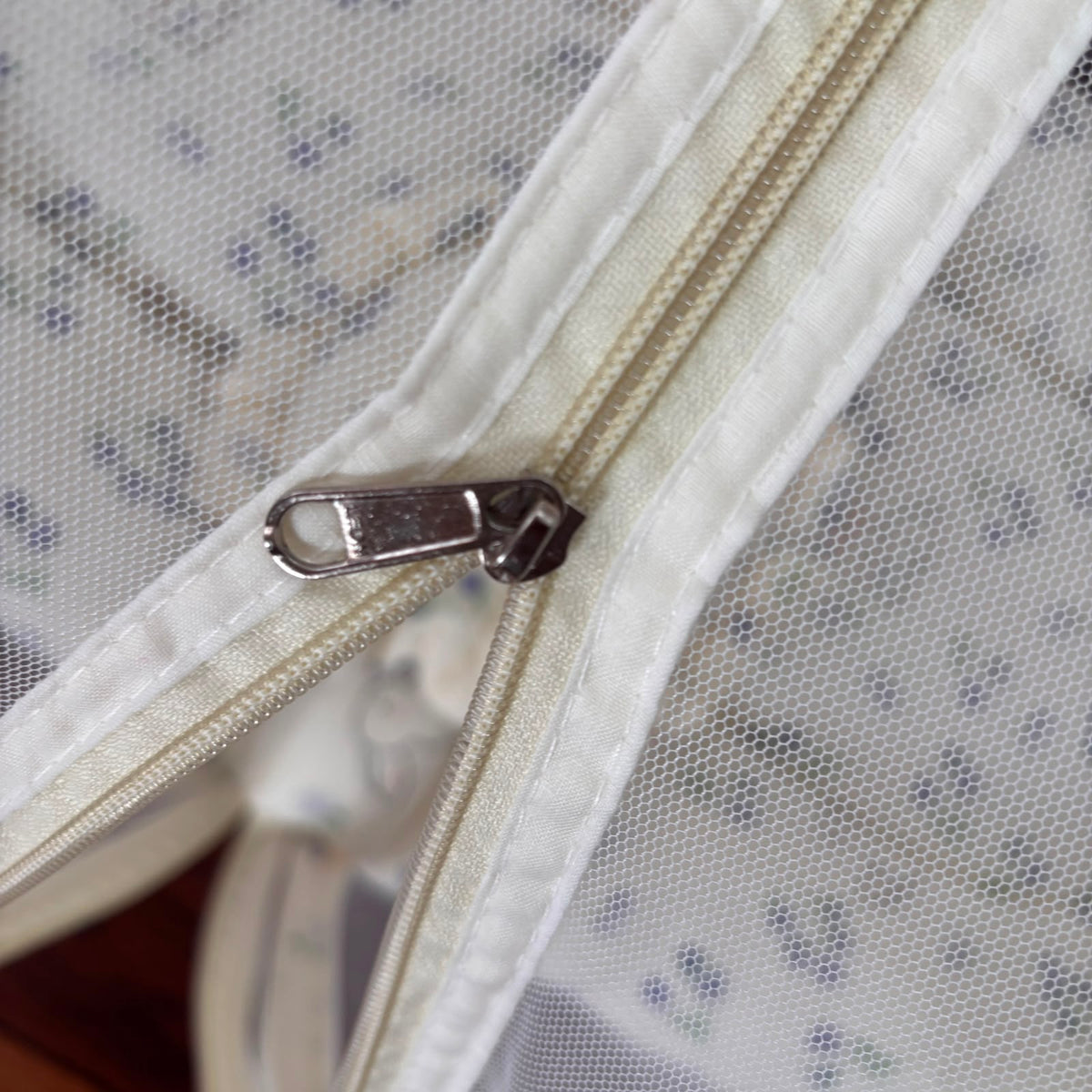 Baby Crinkled Muslin Mosquito Net Bed and Carry Bed Combo MN01