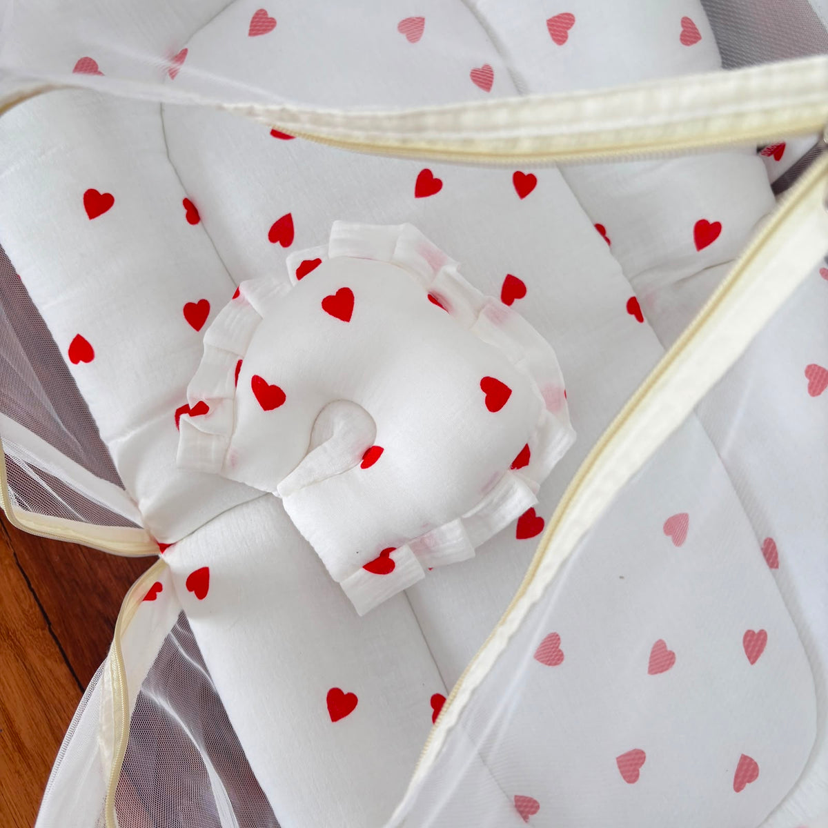 Baby Crinkled Muslin Mosquito Net Bed and Carry Bed Combo MN01