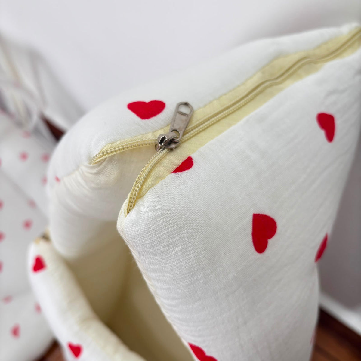Baby Crinkled Muslin Mosquito Net Bed and Carry Bed Combo MN01