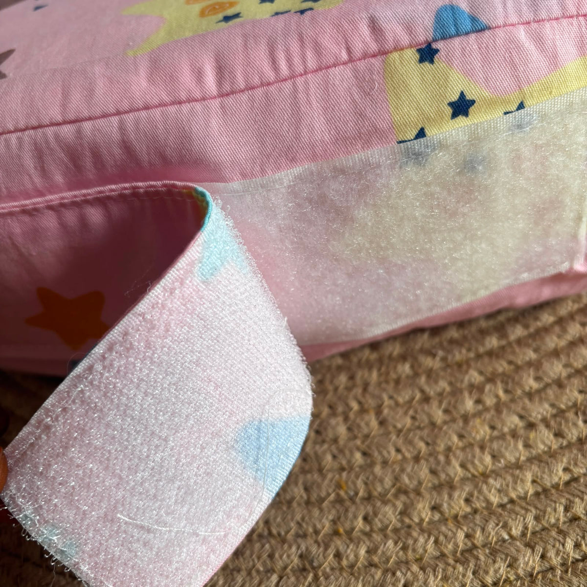 Baby Feeding Pillow MN01