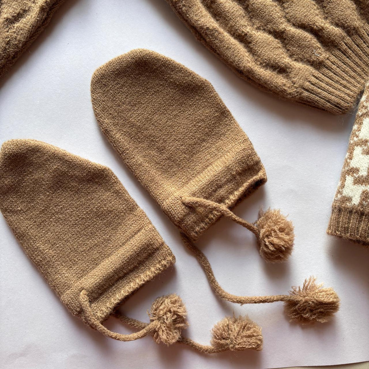 Woollen Sweater Set MN01
