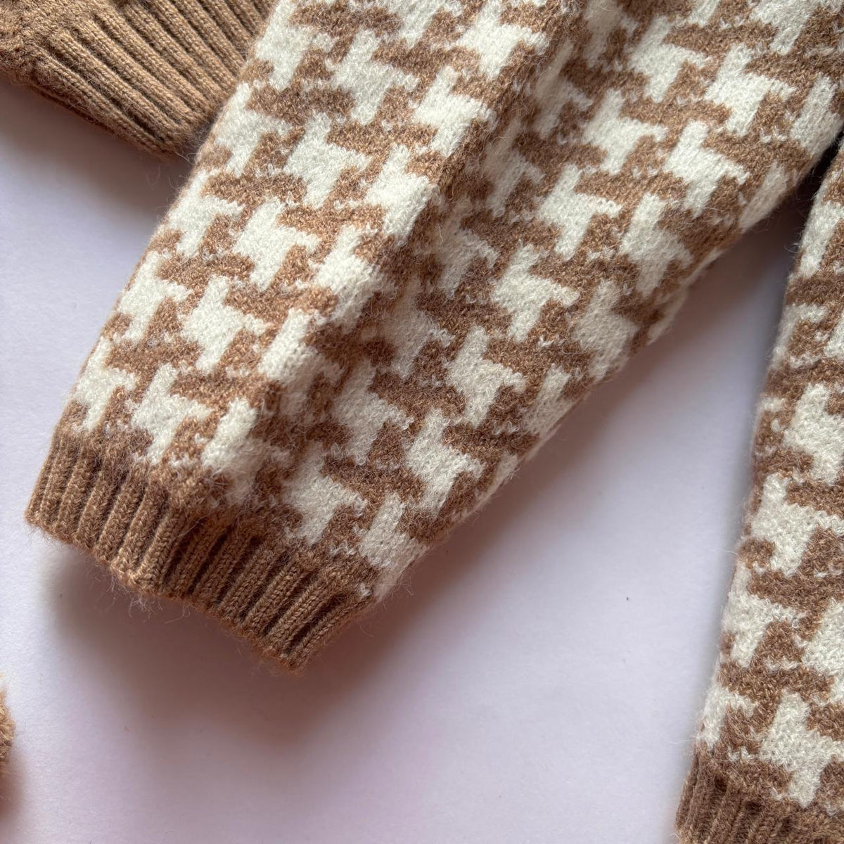 Woollen Sweater Set MN01