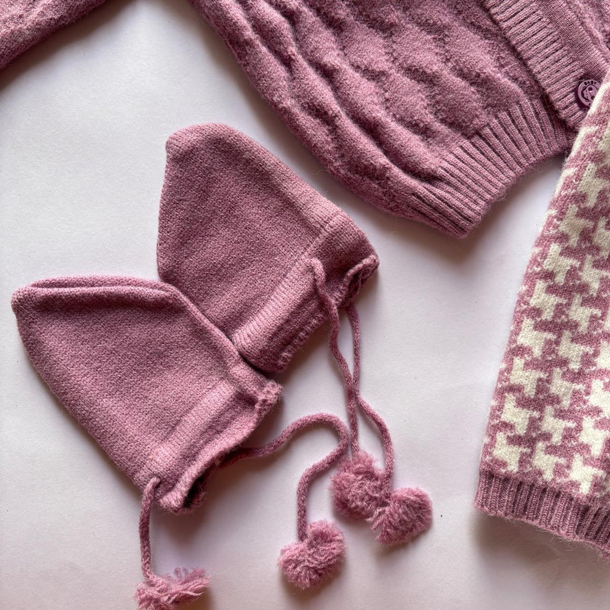 Woollen Sweater Set MN01