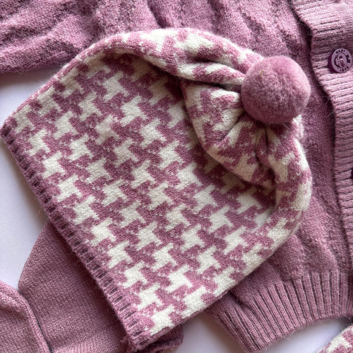 Woollen Sweater Set MN01