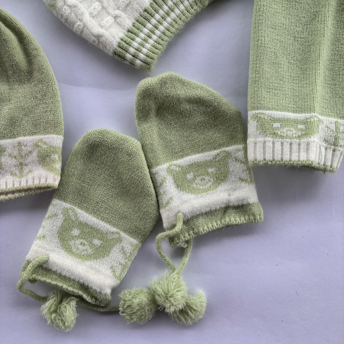 Woollen Sweater Set MN01