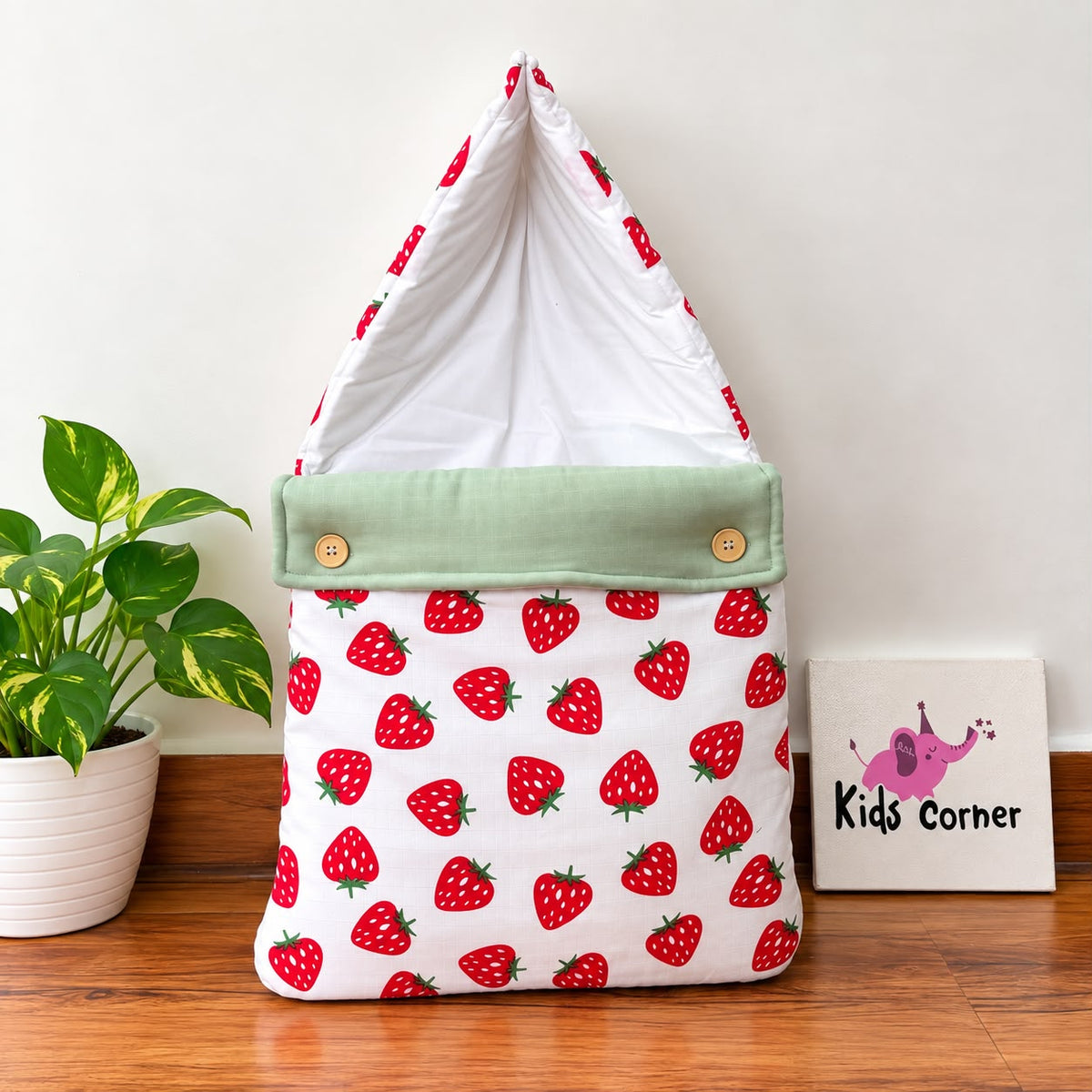 Premium Muslin Baby Carry Bed ( Strawberry ) MN01