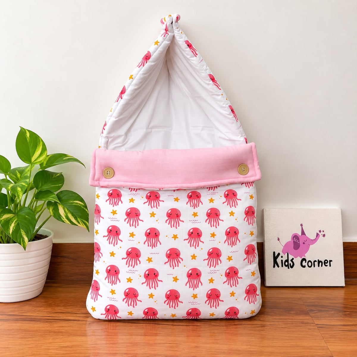 Premium Muslin Baby Carry Bed ( Jellyfish ) MN01