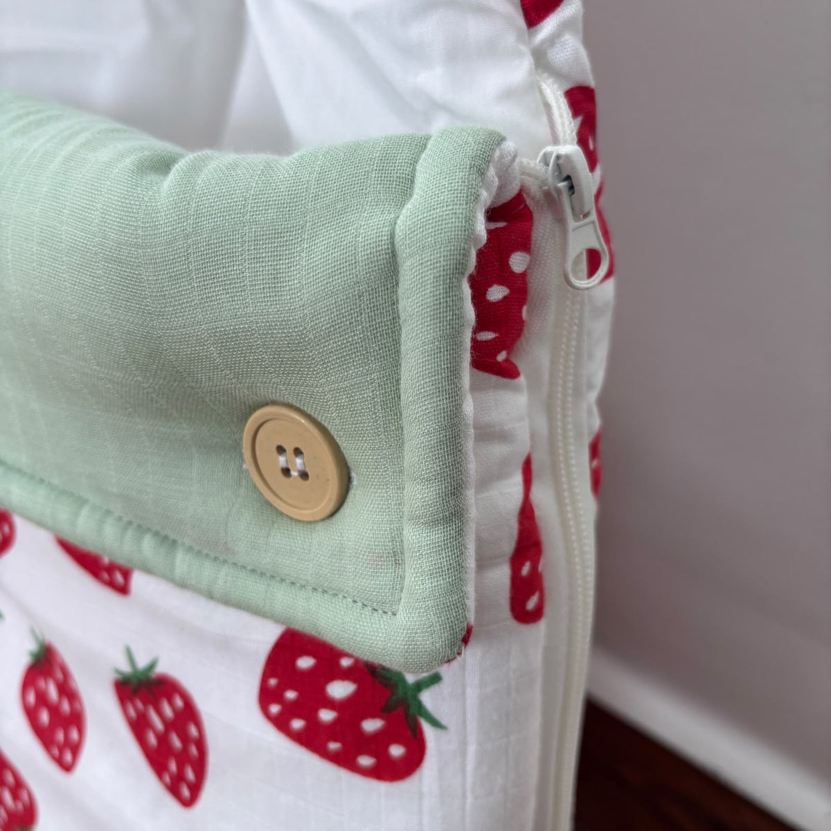 Premium Muslin Baby Carry Bed ( Strawberry ) MN01
