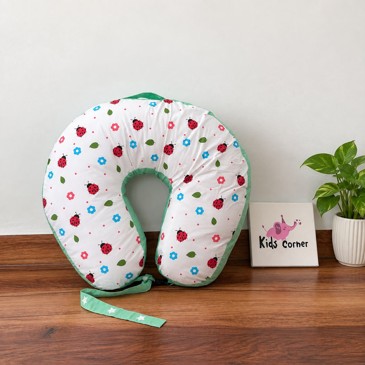 Feeding Pillow ( Ladybug) MN01