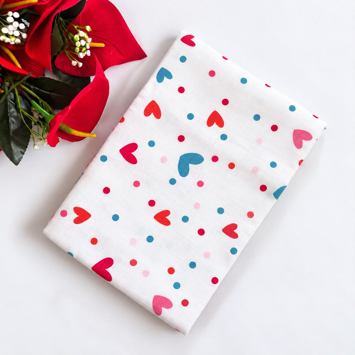 Premium Muslin Swaddle Size 100 * 100 cm MN01 ( Heart )