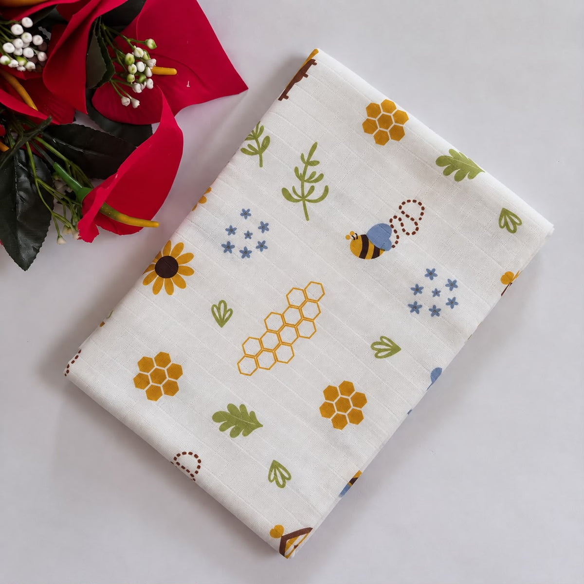 Muslin Swaddle Size 100 * 100 cm MN01 ( Honeybee )