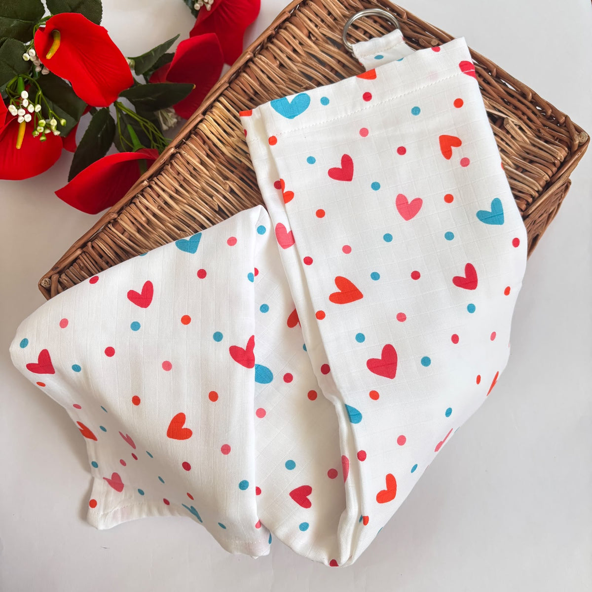 Breast Feeding Apron \ Nursing cover ( Heart ) MN01