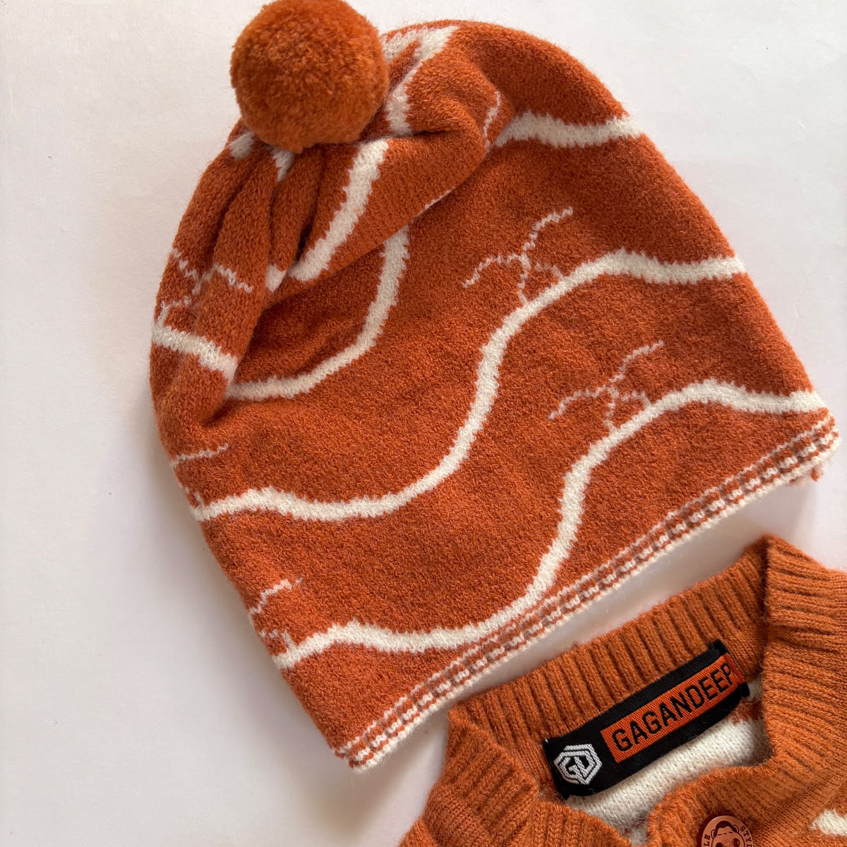 Woollen Sweater Set MN01