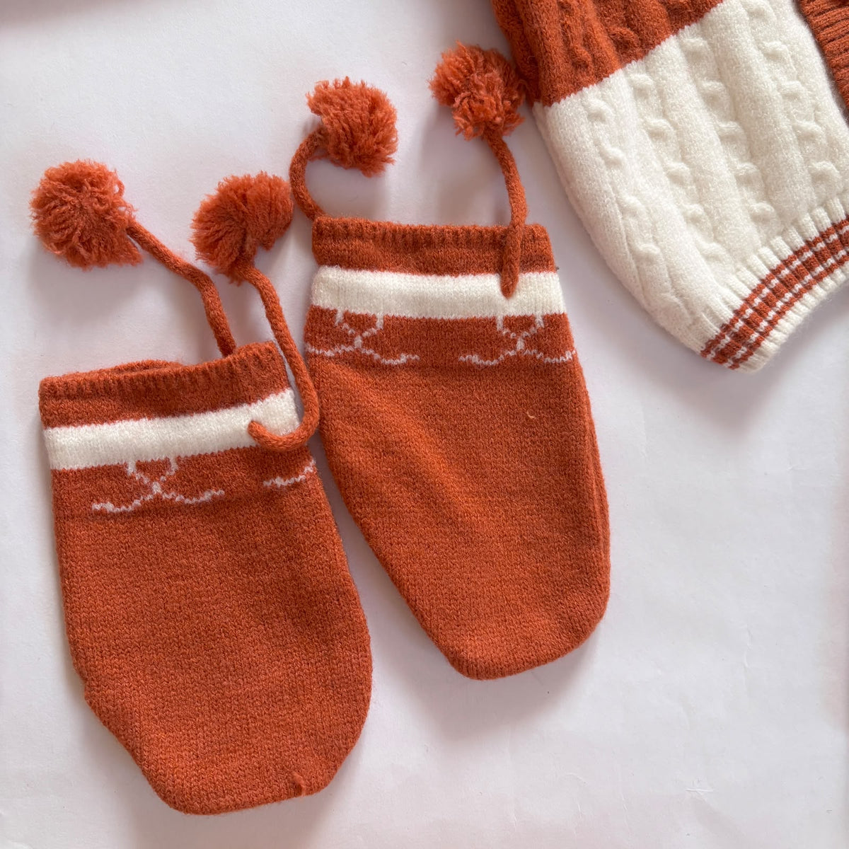 Woollen Sweater Set MN01